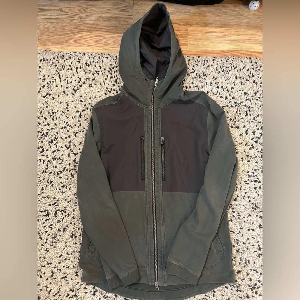 Men’s Lululemon Sweater
